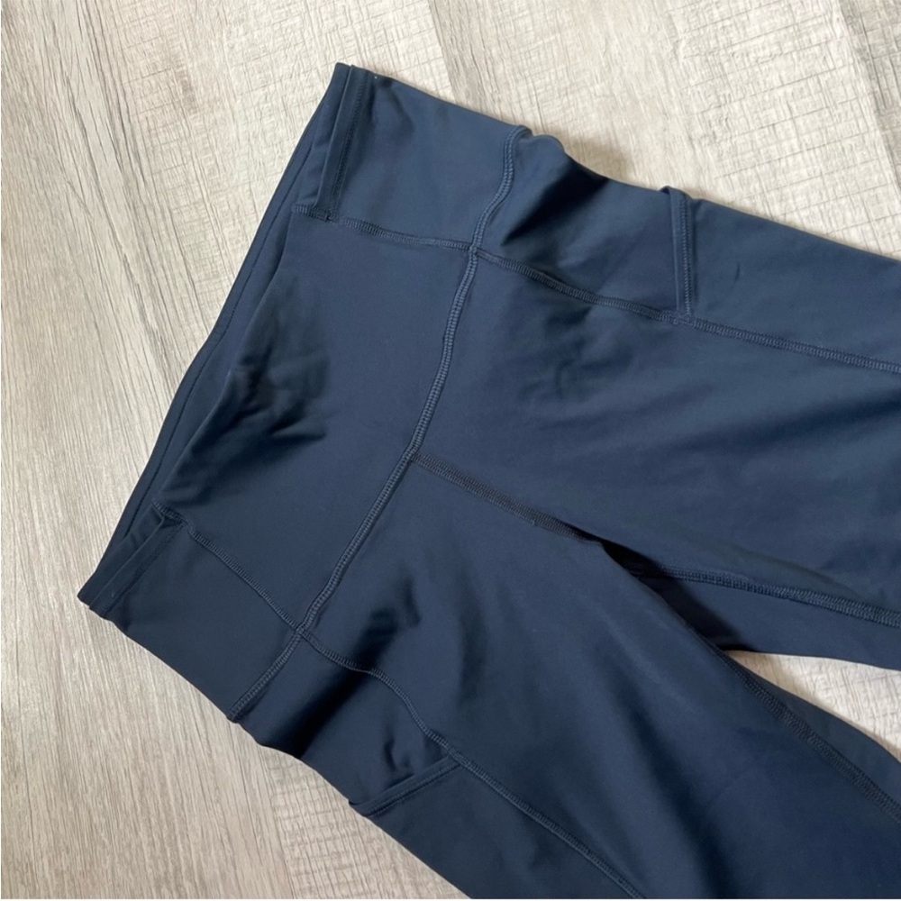 LULULEMON Fast and Free Crop Leggings II 19" Navy Blue Size 4 Side Pocket - Picture 8 of 13